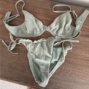 Hollister Bikini Set, size medium
